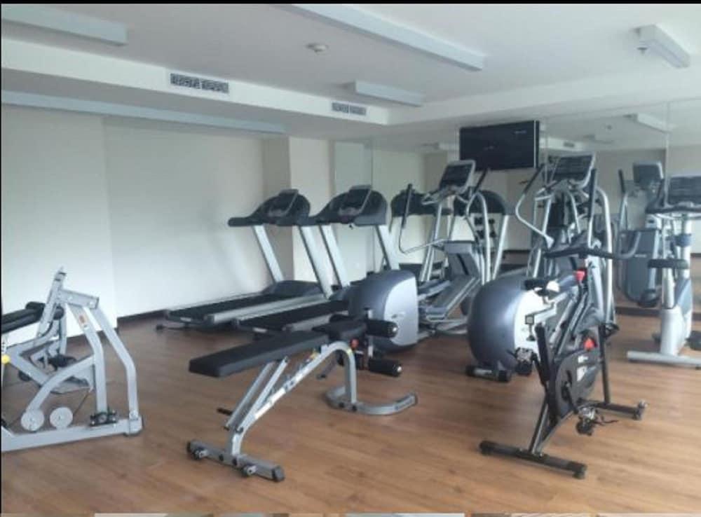Estelar Villavicencio Hotel & Centro De Convenciones Kültér fotó The gym at the hotel