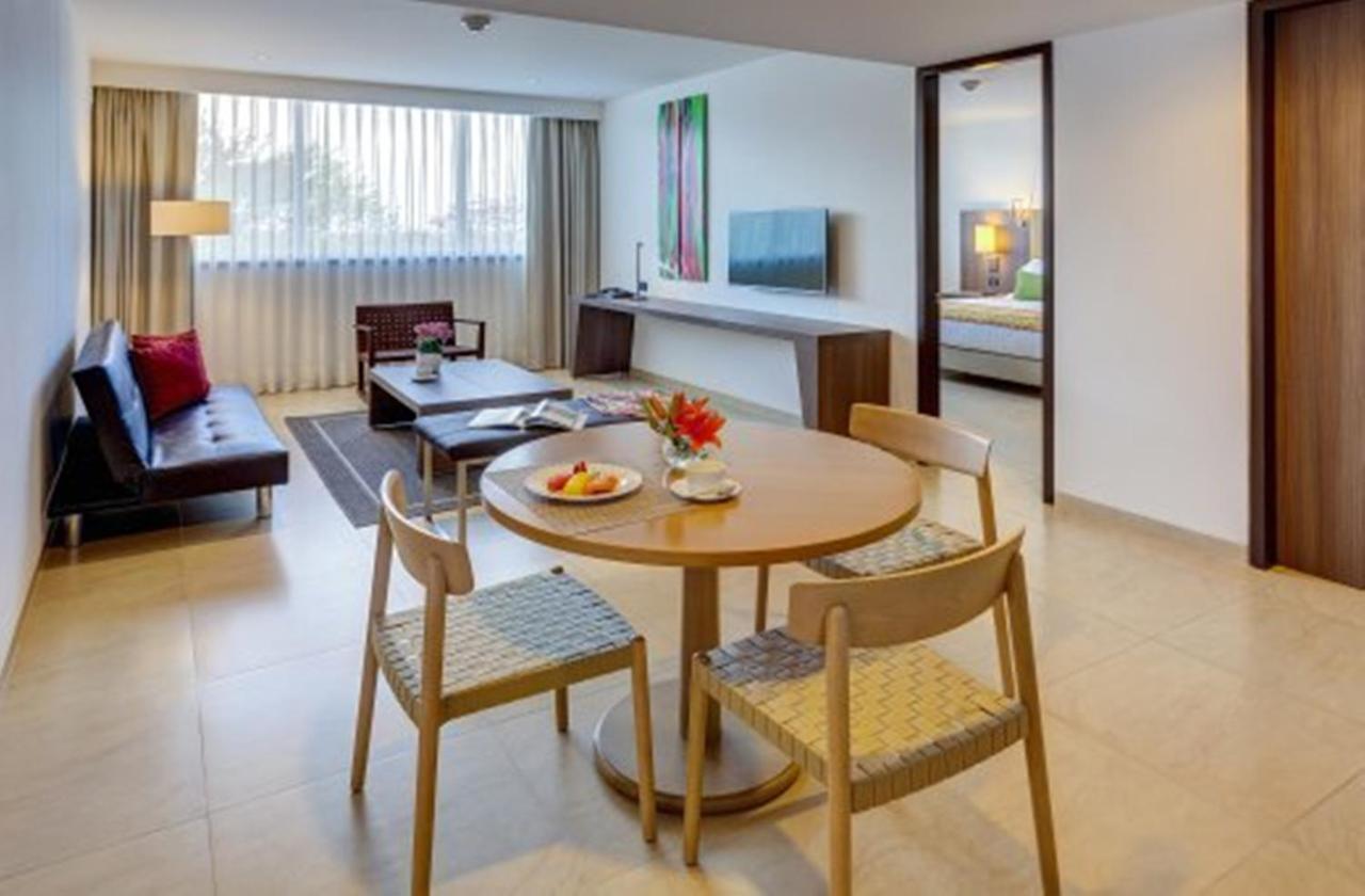 Estelar Villavicencio Hotel & Centro De Convenciones Kültér fotó Suite at the hotel